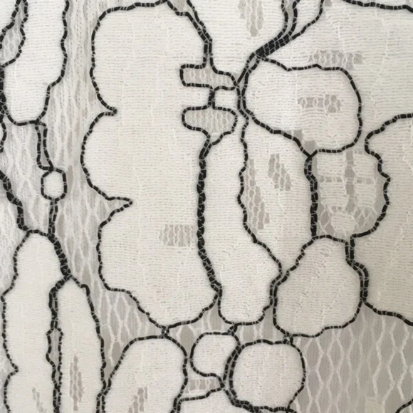 White and Black Dress - Picture 4 of 4